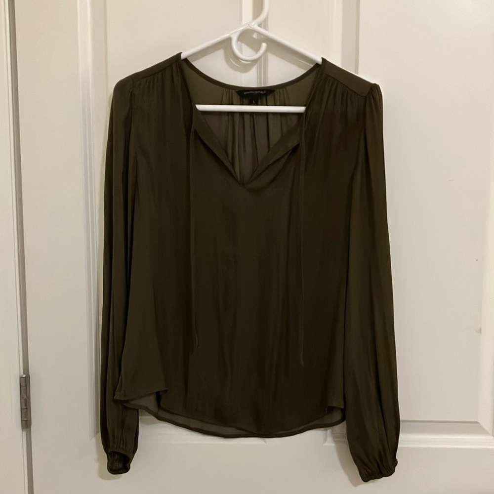 Elegant Olive Green Women's Top